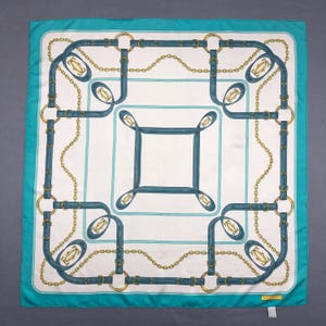 Vintage Cartier Quadratischer Seidenschal, Vintage Seidenschal, Vintage Gürtelkettenschal, Vintage Halsschmuck, Vintage italienische Seidenschals