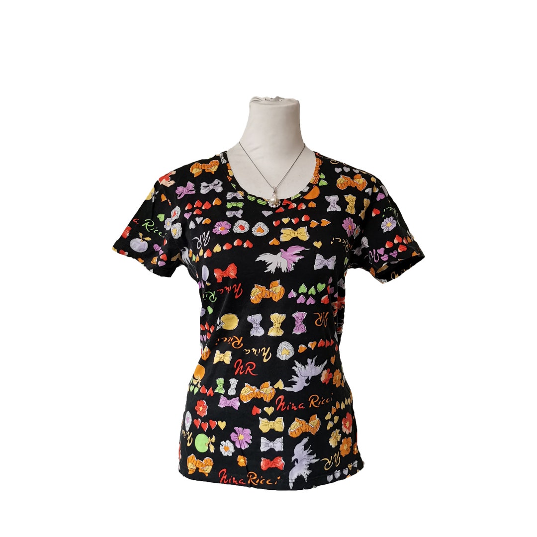 Tシャツ・カットソー NINA RICCI FW24 (24ACTO005CO1077 U1000) NINA RICCI(ニナリッチ) ロゴ刺?Tシャツ2S-T003-C0952 2S-T003
