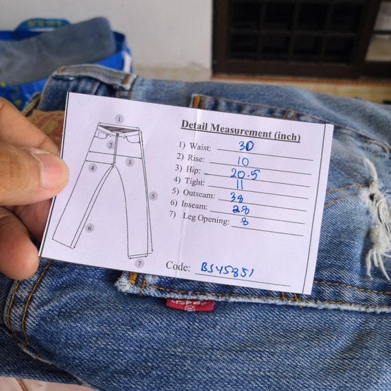 W30 Vintage Levi's 501 Light Wash Jeans 90s Levis Womens W30 Vintage Levi's 501 Light Wash Jeans 90s Levis Womens