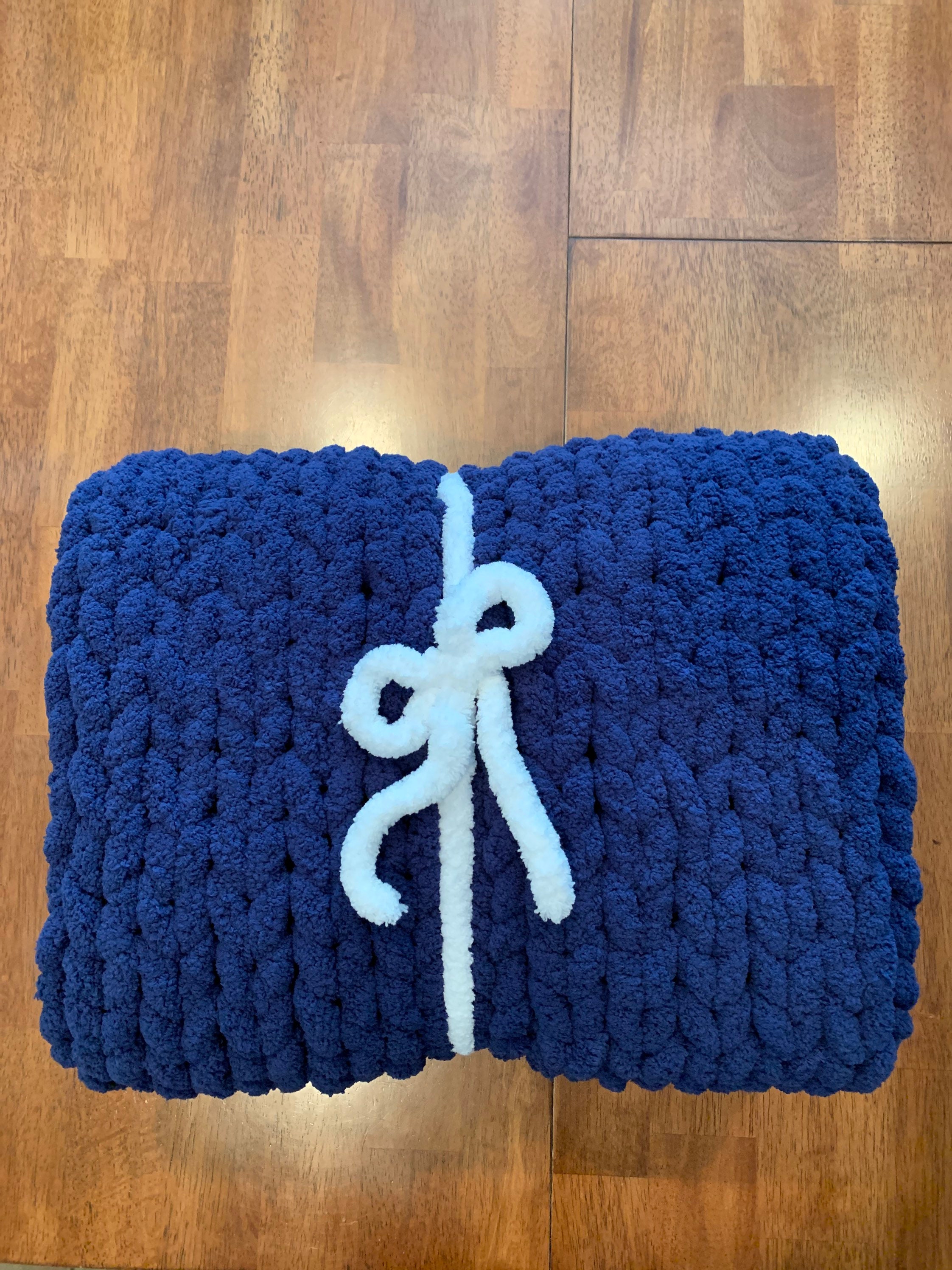 Navy blue cozy chunky knitted throw/blanket Etsy