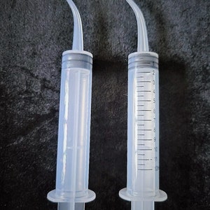 The BeadSmith CrystalFX Glue Syringes with Tips for Gem-Tac (4 pack)