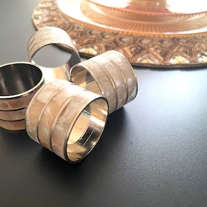 Weiße Perlmutt Serviettenringe, Set mit 4 MOP Inlay Serviettenhaltern