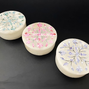 Set of 3, Alabaster Marble Trinket Box with Semi-precious Pearl Shell Inlay