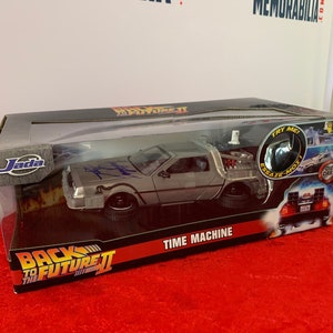 Christopher Lloyd Tillbaka till framtiden del 2 Signerad Die Cast DeLorean Beckett COA