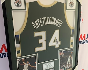 ヤニス・アデトクンボ デイミアン・リラード ミルウォーキー・バックス