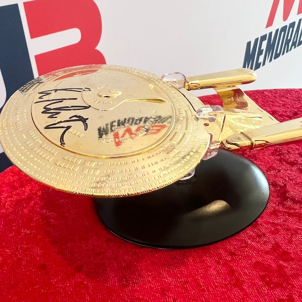 William Shatner Signed Star Trek Gold Starship Enterprise  Rare Free Shipping JSA Authentication
