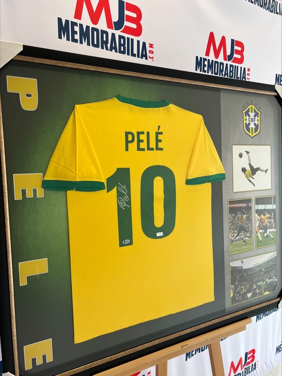 Pele Personally Hand Signed Brazil Jersey Authentic Beckett 