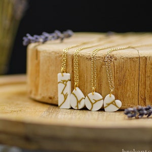 Kintsugi Dainty Necklace with Adjustable Chain 14k Gold-Plated, Gift for Women