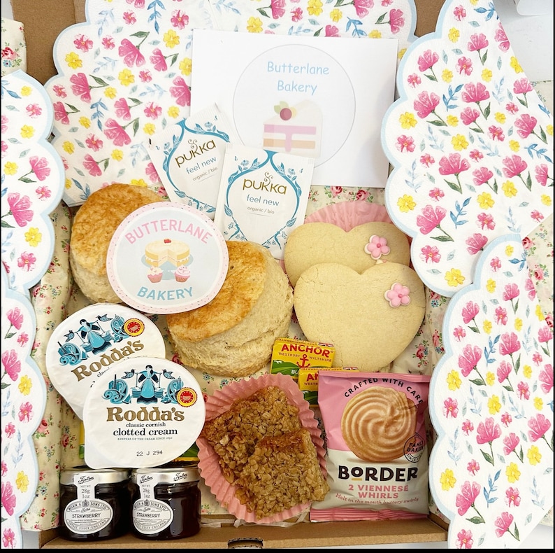 Luxury Afternoon Tea Hamper, Cream Tea, Hamper, Birthday gift, Food Hamper, Thank you Gift Box, Mothers day Afternoon Tea for 2