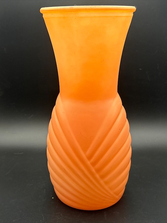 Vintage Art Deco Style 80s Retro Draped Ribbed Vase Peach Salmon Pink Satin Painted Glass