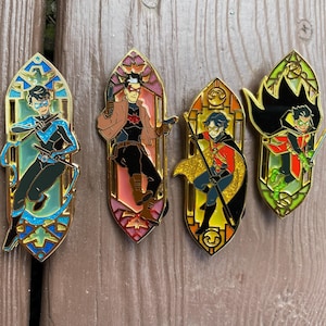 Turdus Migratorius Window Pins