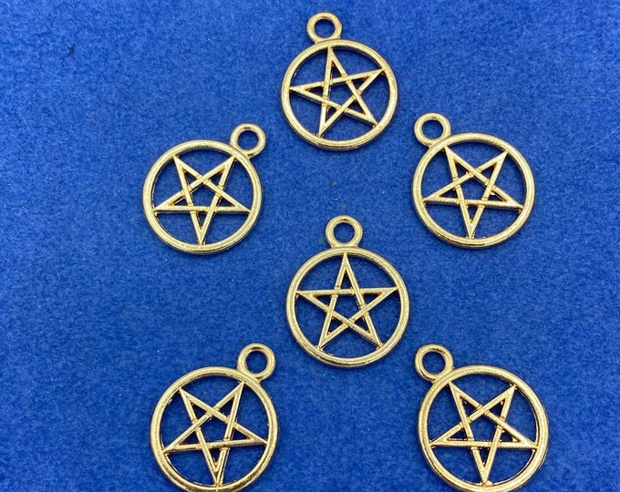 Pale Gold Pentacle, Pentangle, Pentagram Charm Pendant ~ Set of Six