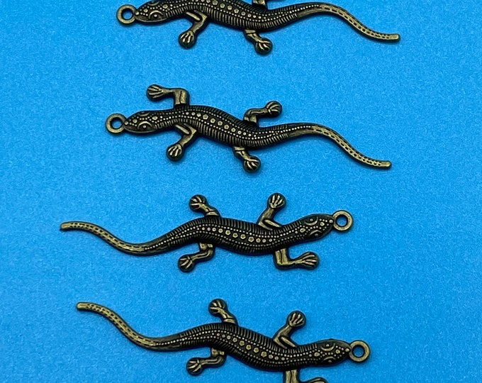 Large Lizard Pendant Charm In antique Bronze - Set of Four