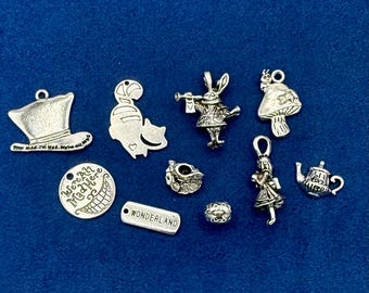 Dormouse - Alice in Wonderland Keyring, Pin Badge and (new) Large