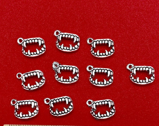 Silver Halloween Dracula  Vampire Fangs Charm Pendants  - Set of Ten