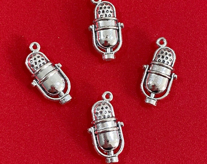Large Silver Retro Radio Studio ‘Ribbon’ Microphone Charm Pendants ~  Set of Four