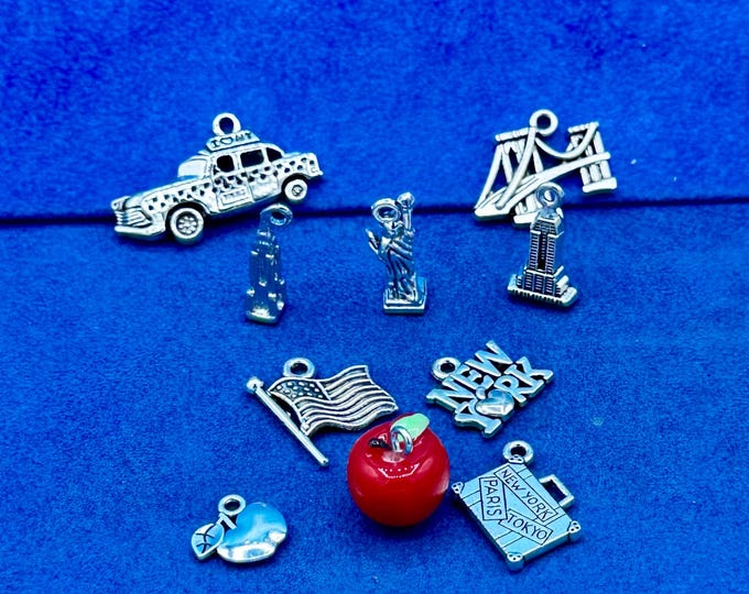 Silver Iconic New York USA Monuments and Buildings Charms and Pendants  - Set of Ten