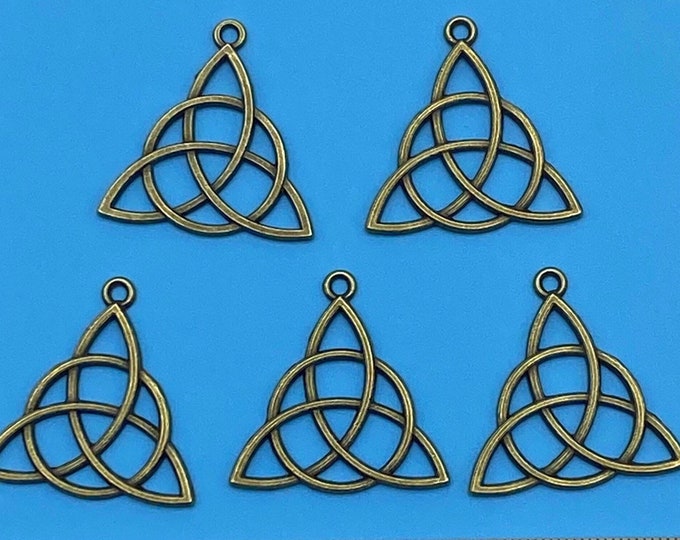 Large Antique Bronze Triquetra Celtic Trinity Knot Charm Pendant - Set of Five