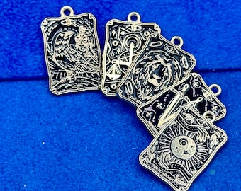 Parure de pendentifs à breloques pour cartes de tarot traditionnelles dorées et noires - Lot de cinq