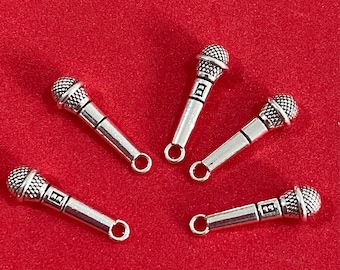 Silver Retro Microphone ‘ Mic’ Charm Pendants ~ Set of Five