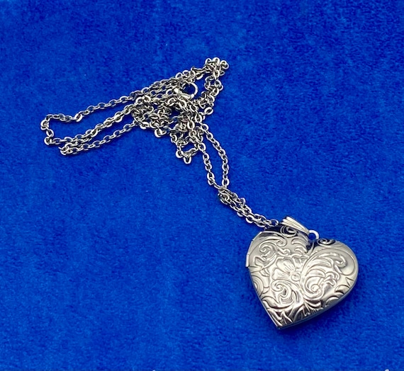 COLLANA CON CIONDOLO a forma di cuore di ceneri per animali domestici