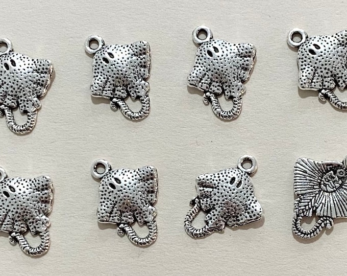 Silver Sting Manta Ray Charm Pendants - Set of Eight