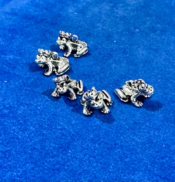 Pendentif De Collier De Sceau De Cire De Grenouille - Le Prince De Grenouille - La Princesse De Grenouille - Grenouille Couronnée - Bijoux De Sceau De Cire D'argent Sterling - France