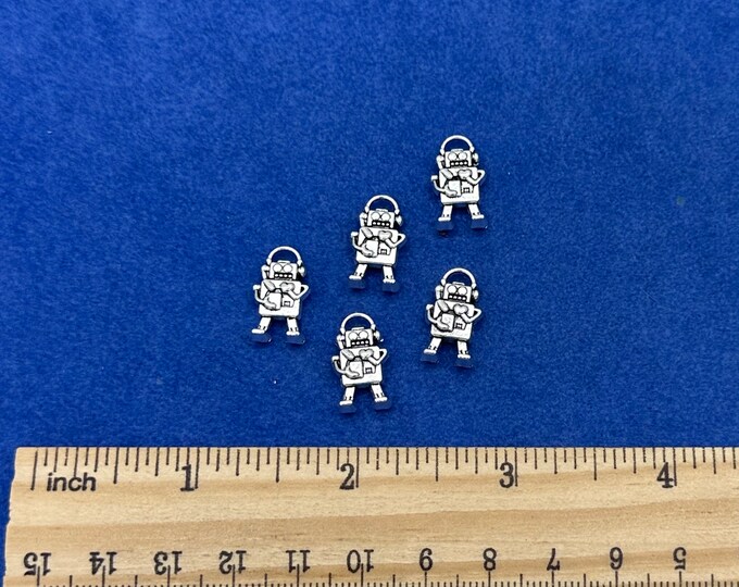 Mini Silver Retro Vintage Robot Charm Pendants  ~ Set of Five