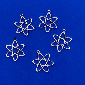 Große Silber Rutherford Atomic Model Anhänger Anhänger - Set von fünf