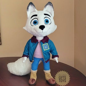Gestalten Sie ein plüschiges Swif-Fuchs-Hundespielzeug-Stofftier individuell, indem Sie ein Bild der Cartoon-Figur Polarfuchs-Hund zeichnen