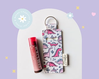 Dinos und Knochen Print Chapstick / Lippenbalsam Schlüsselanhänger - Dinos und Knochen Kunstleder Schlüsselanhänger - Dinosaurier Print Geschenk, Lippenbalsam Schlüsselband