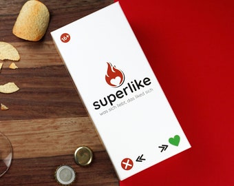 SUPERLIKE - Kartenspiel mit 500 Karten - Die super lustige fiktive Partnersuche - Partyspiel für 3 - 8 Spieler