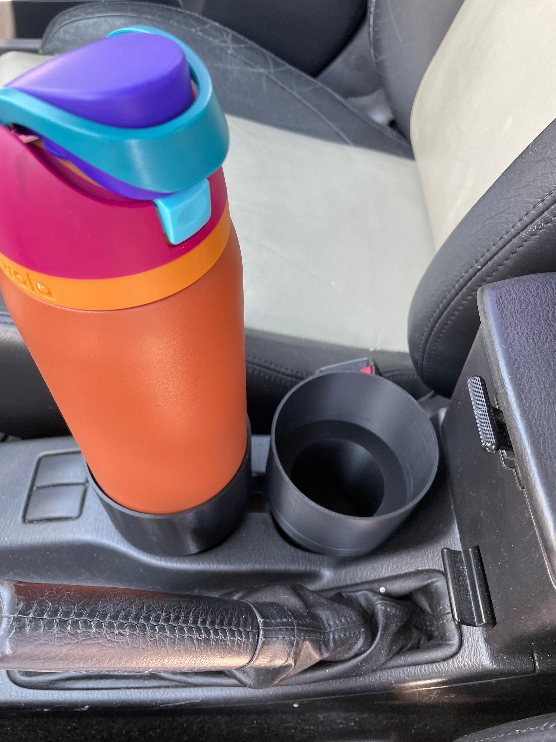 Owala water bottle hack for car cup holders. #owala #owalalife @owala, owala water bottle