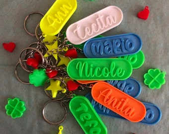 Colorful keychain, named keychain, personalized keychain, 3D printed keychain, 3D gifts, customized keychain with charm.