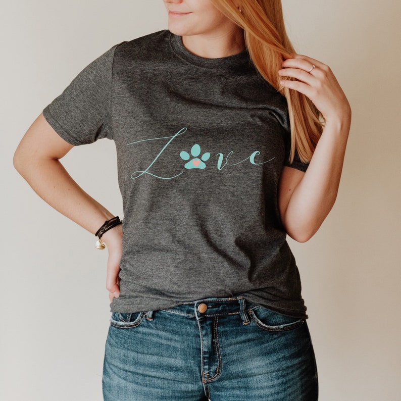 birthday gift for dog mom love paw shirt fur mama graphic tee cute dog lover gift Dog paw print shirt mother/'s day gift for dog mom