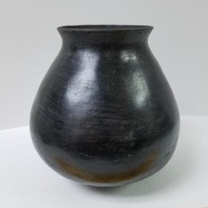 Casa Grande Blackware Pot Signed Berta Chacon*