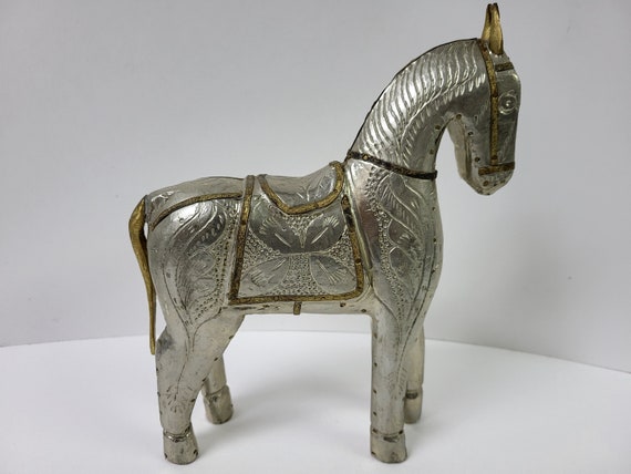 インドの民芸品 金属製の馬 - Etsy 日本