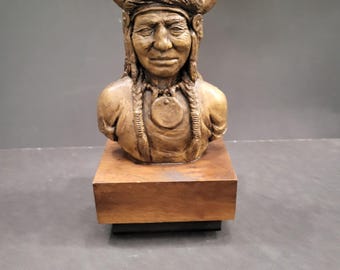 Vintage 1982 Cree Medicine Man Bust Statue by R.+S. Mac – Pristine Condition