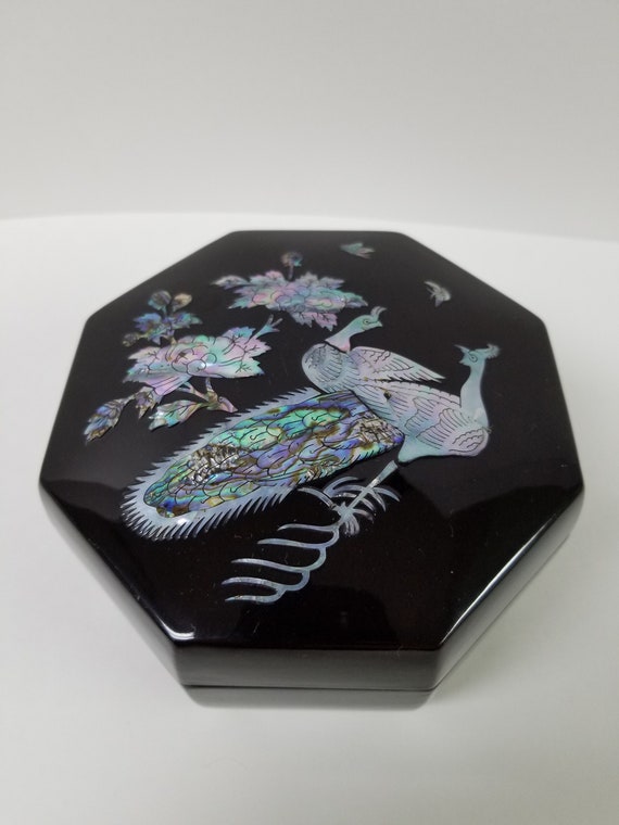 Vintage Korean Mother of Pearl Lacquerware Trinket Box