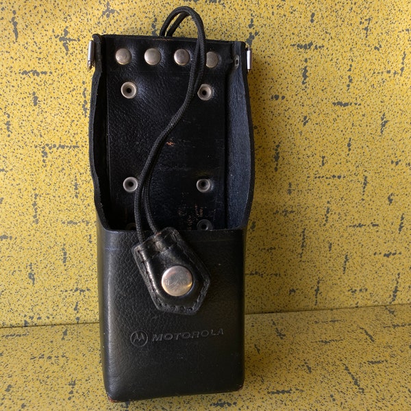 MOTOROLA Brand 2 Way Radio HOLSTER - Heavy Black Leather - Stainless Hardware - Swivel Clip - Snap On Cord T-Strap - 1.25"x2.5"x7.25" - VG++