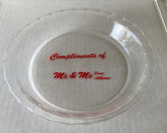 Pyrex Scarce Promo Pie Plate Glass Vintage 1950s 8.5" W/ "Compliments of Mc & Mc Port Alberni" In Red Lettering - VG+++ Available In Canada