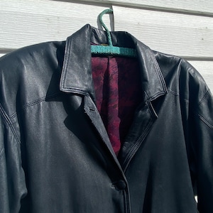 G GAGLIANO de Florence Italie Manteau en cuir noir pour femmes, doux et onctueux - Longueur 3/4 - Boutons à tige - Doublure - VG+++ Beauté irréprochable !