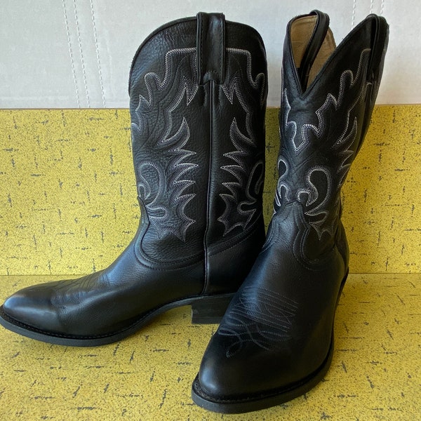 BOULET Canada CHALLENGER BOOTS Western Cowboy #0064 - Mens Sz. 9 Wide - Black Leather - Riding Heel - Worn Once At Wedding - Stitched Design