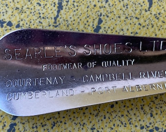 Vintage 1960s Metal SHOE HORN - Searle's Shoes Ltd. - Courtenay, Campbell River, Cumberland, Port Alberni - Vancouver Is., B.C. -  VG Cond.