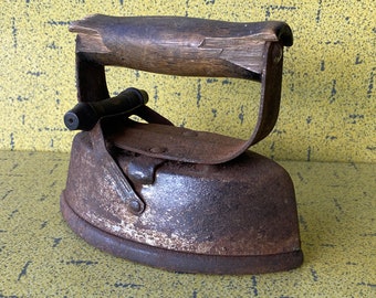 Asbestos Brand 72-B Sad (Solid) Iron W/ Removable Handle / Heat Shield - Antique Circa 1900 Cast Iron W/ Steel & Wood Top - Not Refurbished!