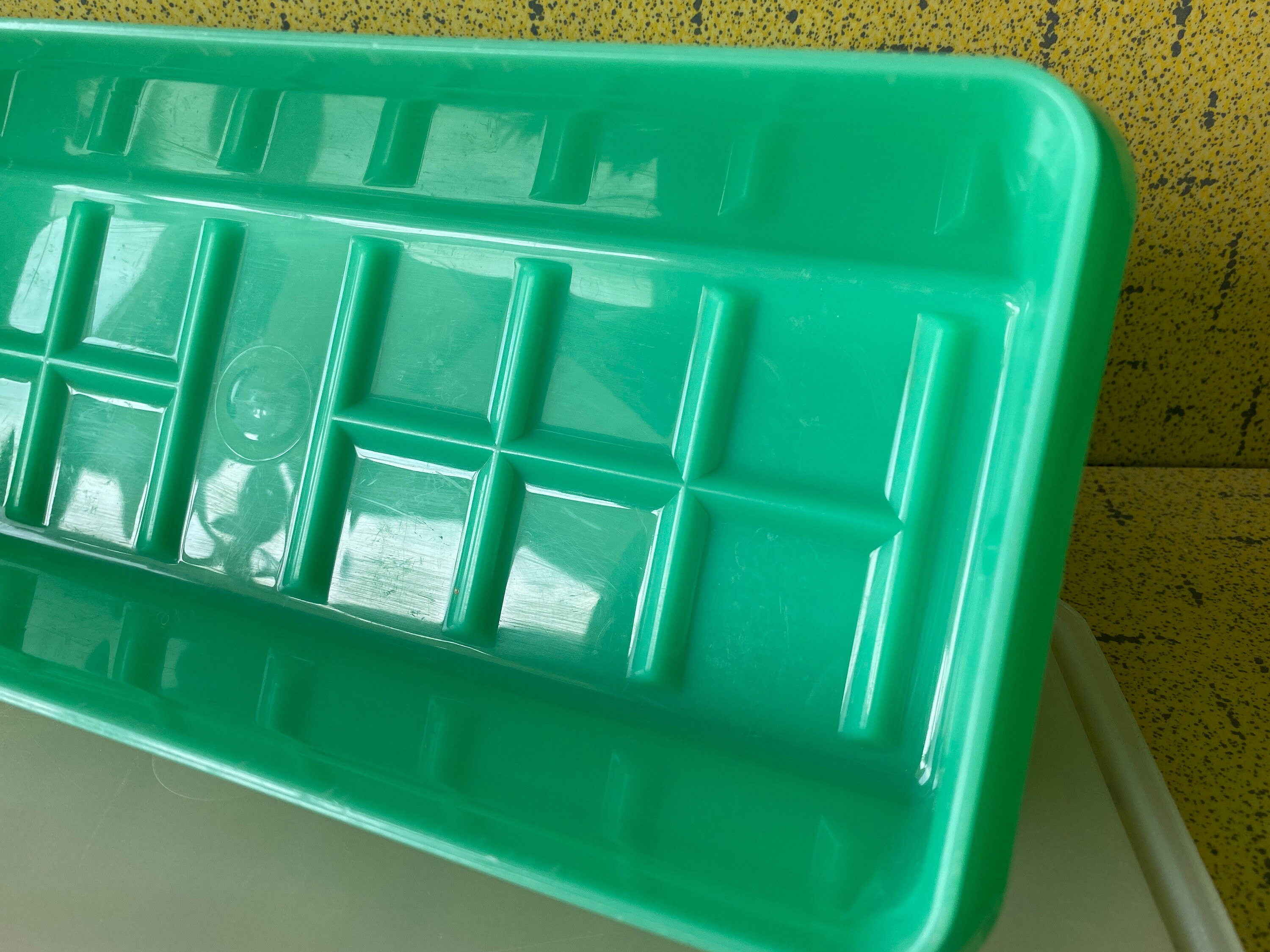 TUPPERWARE Celery Keeper No. 8922 / 8932 Jadeite Green Etsy