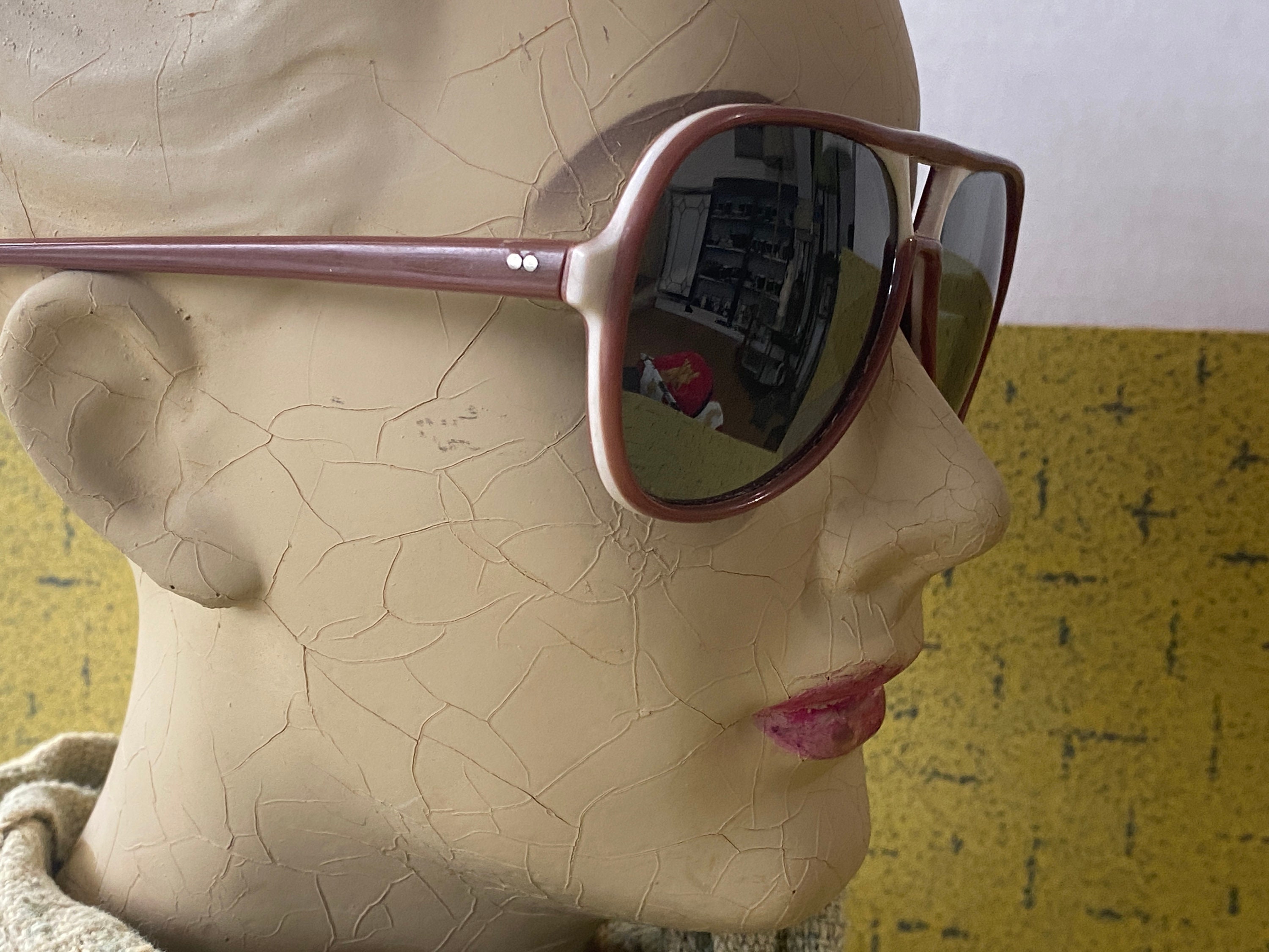 Jean Claude Killy Rare Vintage Aviator Sunglasses Aviator Teardrop Ski Type 1970s Sunglasses - Brown W/ White  main image 2
