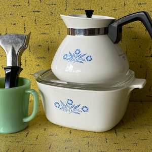 Corning Ware - Classic Blue Cornflower - 6C. Teapot - P-1 3/4 7C. Saucepan with Detachable Handle - Sold Separately - Excellent Condition