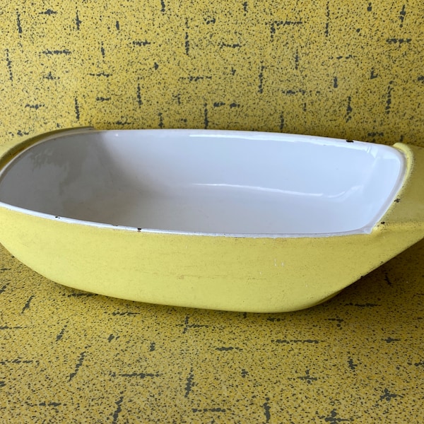 Raymond Loewy LE CREUSET Coquelle Dutch Oven Au Gratin - 2.5L Yellow Enamel Cast Iron Vintage 1958 Made in France - 7 1/4"x11 1/4" - Beauty!