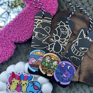 Set di 3 segnalibri e stickers dedicati a Gengar, Sunflora e Slowpoke - confezionati a mano, ottimi come idea regalo per amanti lettura